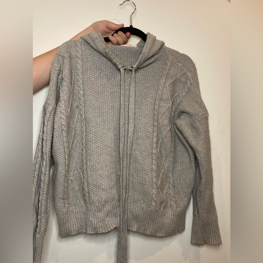 Gray sweater